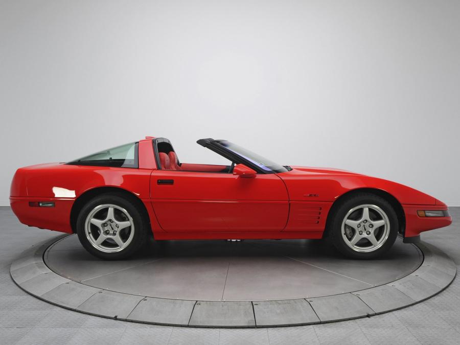  Chevrolet Corvette ZR1 Coupe 1991 года  (фото 8 из 32)